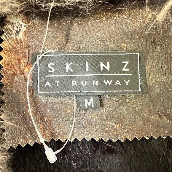 Skinz at Runway long vest with fur trim and lining. Worn once. Slight defect. - Picture 3 of 9